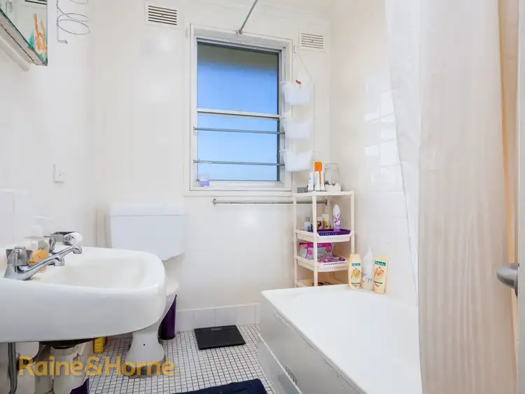 Fifth view of Homely house listing, 25 Connorton Avenue, Ashmont NSW 2650