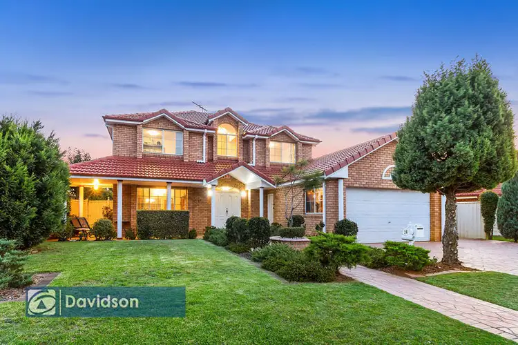 28 Como Court, Wattle Grove NSW 2173
