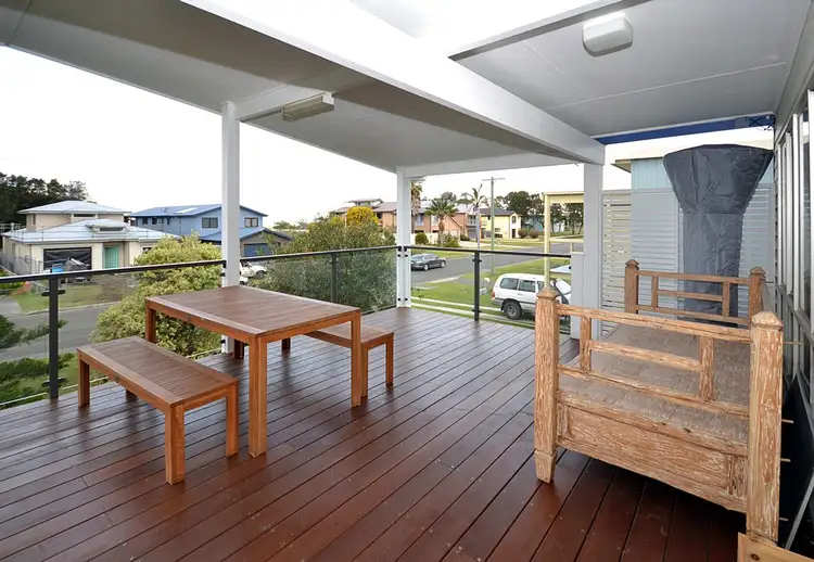 37 Eastbourne Ave, Culburra Beach NSW 2540