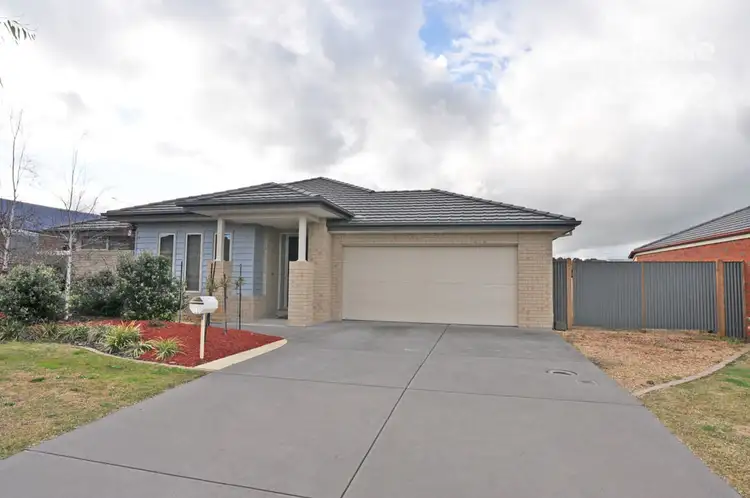15 ROYAL PARADE, Inverloch VIC 3996