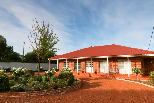 104 Palm Avenue, Leeton NSW 2705
