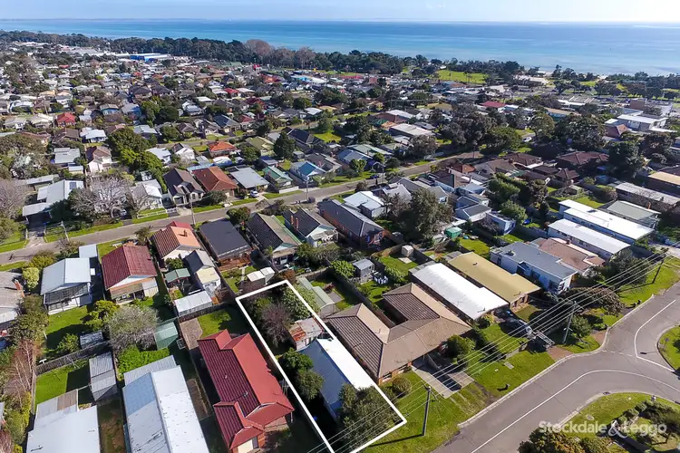54 Eighth Avenue, Rosebud VIC 3939