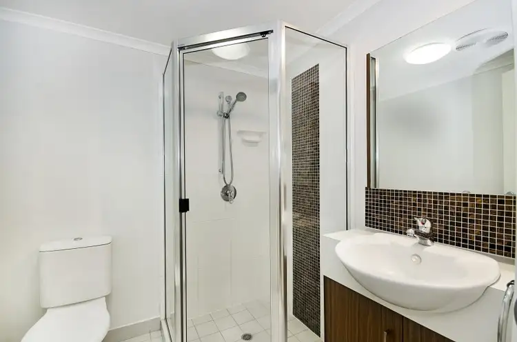 Sixth view of Homely unit listing, 4/159 Riverside Blvd, Douglas QLD 4814