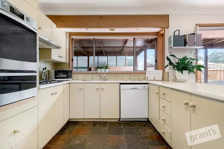 Seventh view of Homely house listing, 3 Neilian Retreat, Berwick VIC 3806