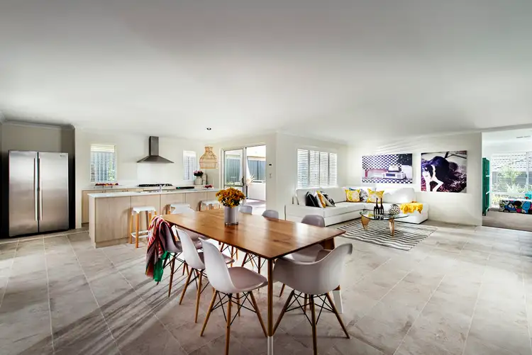 Second view of Homely house listing, 10 Amazon Drive, Baldivis WA 6171