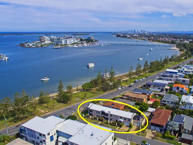 2/112 The Esplanade, Paradise Point QLD 4216