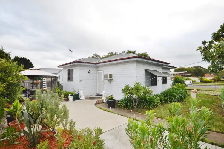 42 Bunberra Street, Bomaderry NSW 2541
