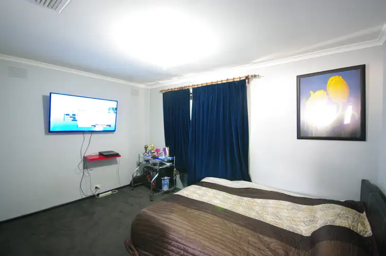 Seventh view of Homely house listing, 6 Fulham Court, Endeavour Hills VIC 3802