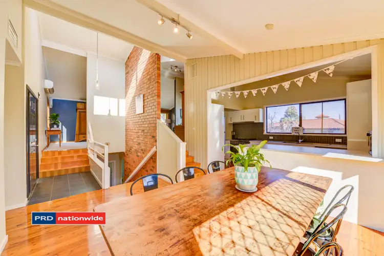 2 Maple Place, Tamworth NSW 2340