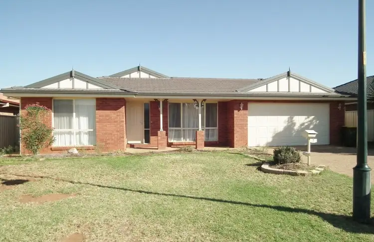 7 Rosewood Drive, Griffith NSW 2680