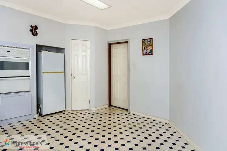 Sixth view of Homely house listing, 8/36 The Vale, Willetton WA 6155