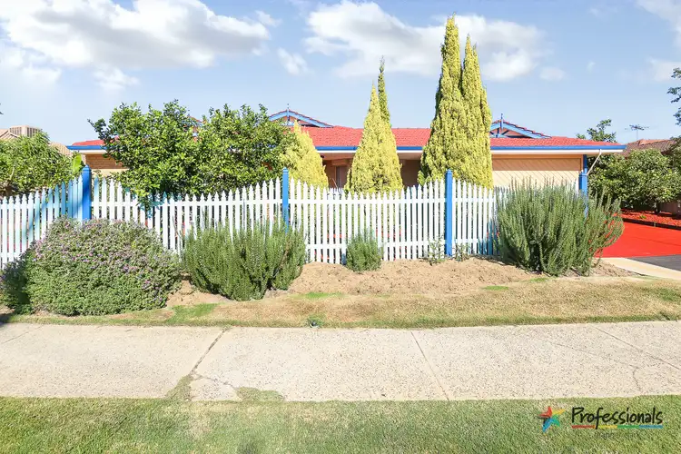 106 Kingfisher Avenue, Ballajura WA 6066