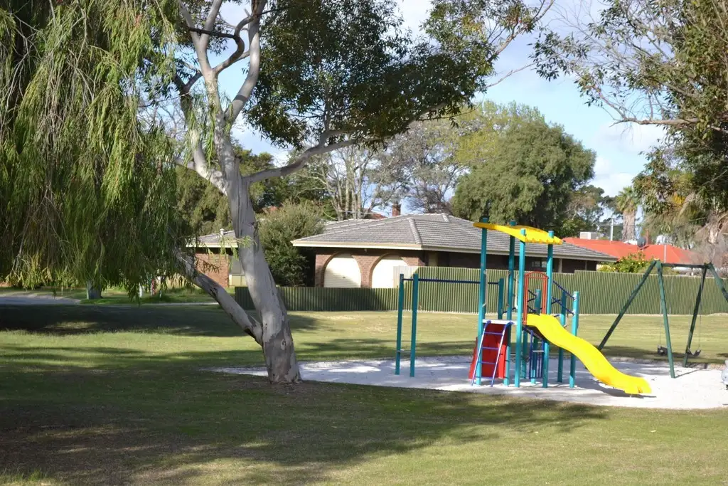 Main view of Homely house listing, 32 Menzies Place, Thornlie WA 6108