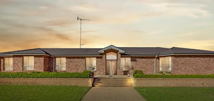 24 Brooks Street, Griffith NSW 2680