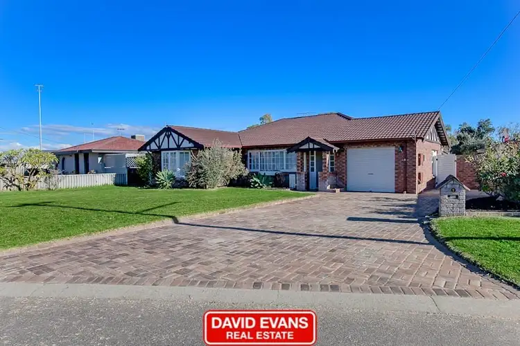 1 Haselmere Circus, Rockingham WA 6168