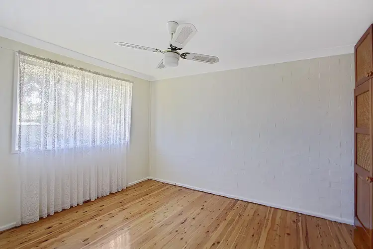 Fifth view of Homely house listing, 9 Oprey Cl, Minto NSW 2566