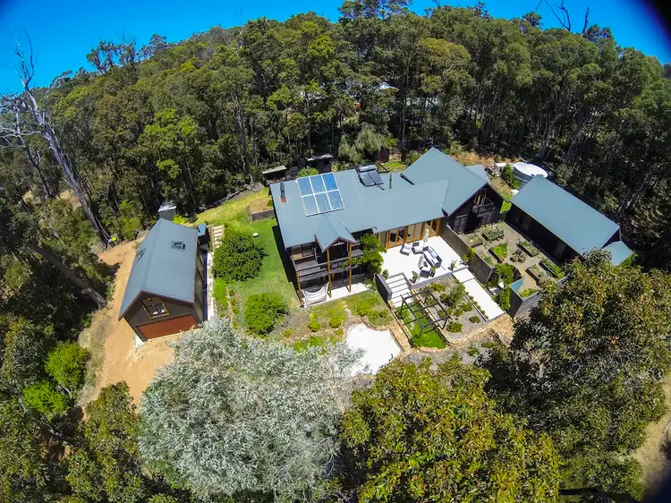 2 Hermitage Drive, Margaret River WA 6285