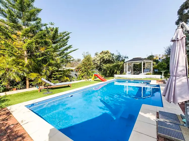 43 Devon Rd, Bassendean WA 6054