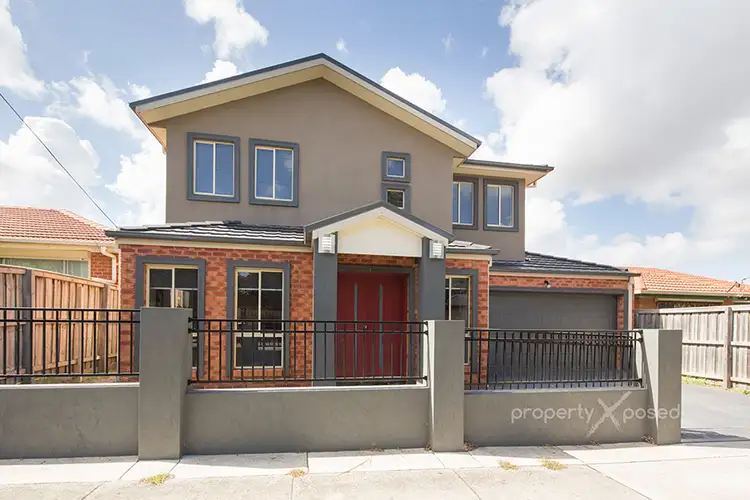 17 Leopold Avenue, Springvale South VIC 3172