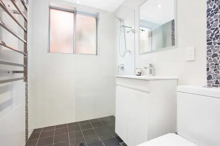 Fourth view of Homely unit listing, 2/110 Pacific Parade, Dee Why NSW 2099