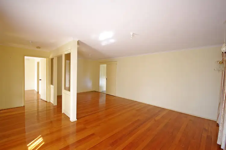 Second view of Homely house listing, 2 Pickersgill Court, Endeavour Hills VIC 3802