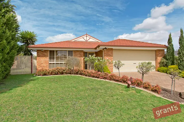 1 Applewood Place, Narre Warren South VIC 3805