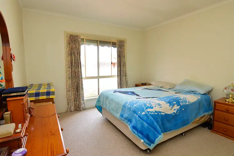 Fifth view of Homely house listing, 2 Beasy Court, Mildura VIC 3500