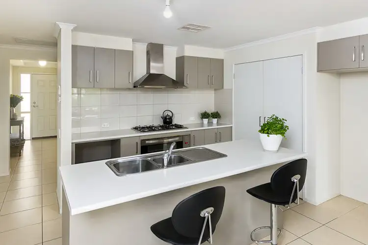 Second view of Homely house listing, 3 Glenalbyn Close, Strathalbyn SA 5255