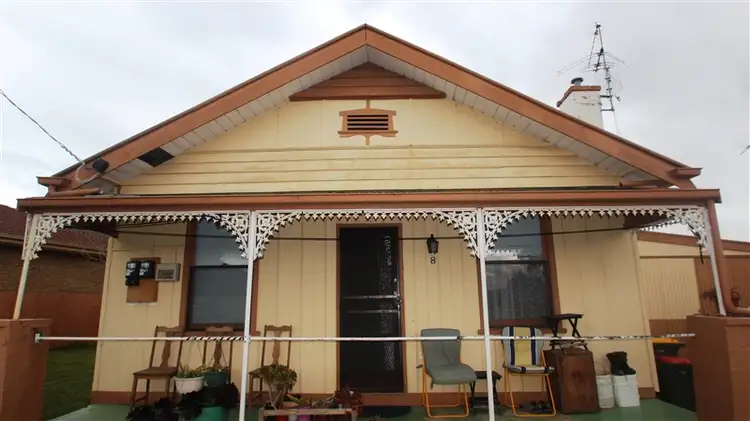 8 Carrick Street, Maryborough VIC 3465