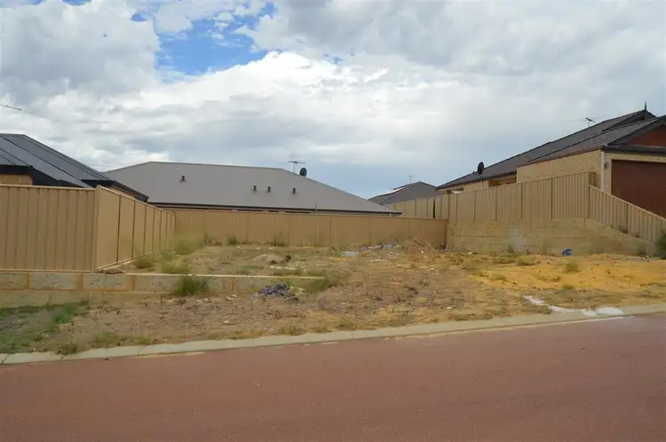 2/18 Dunedin Chase, Hocking WA 6065