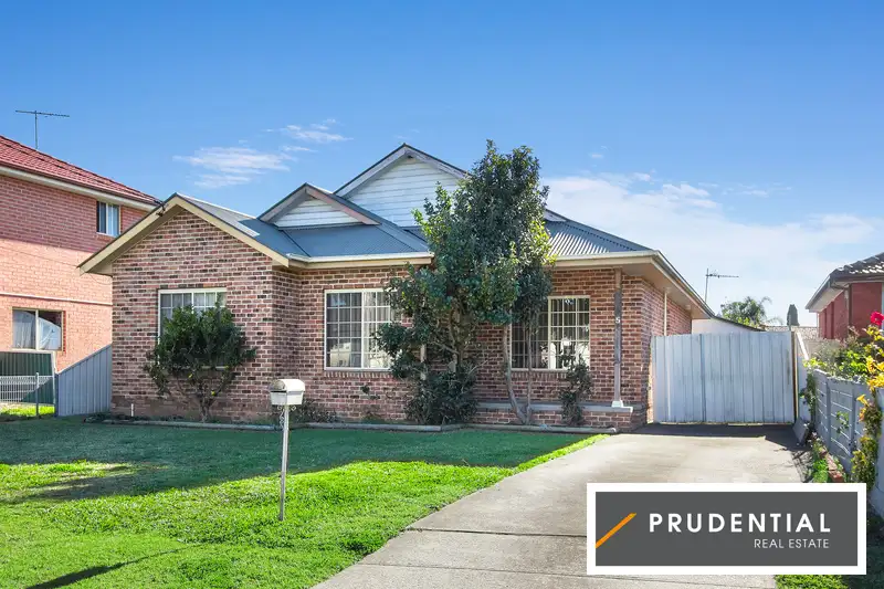 Main view of Homely house listing, 5 Weir Cr, Lurnea NSW 2170