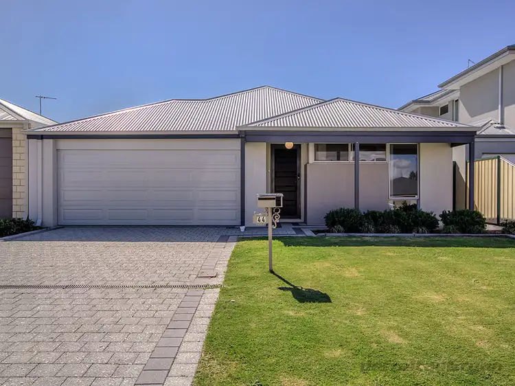 44 Minerva Loop, Success WA 6164