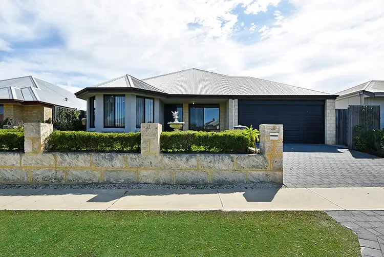 5 Thacker Way, Ellenbrook WA 6069