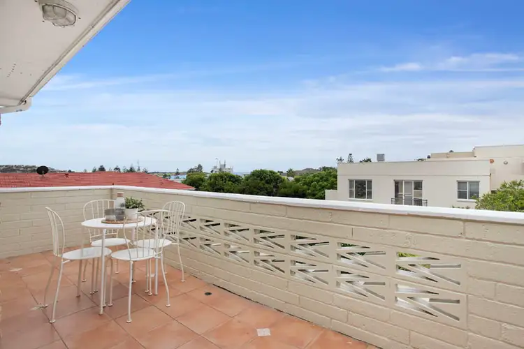 Fourth view of Homely unit listing, 5/2-6 Banksia Street, Dee Why NSW 2099