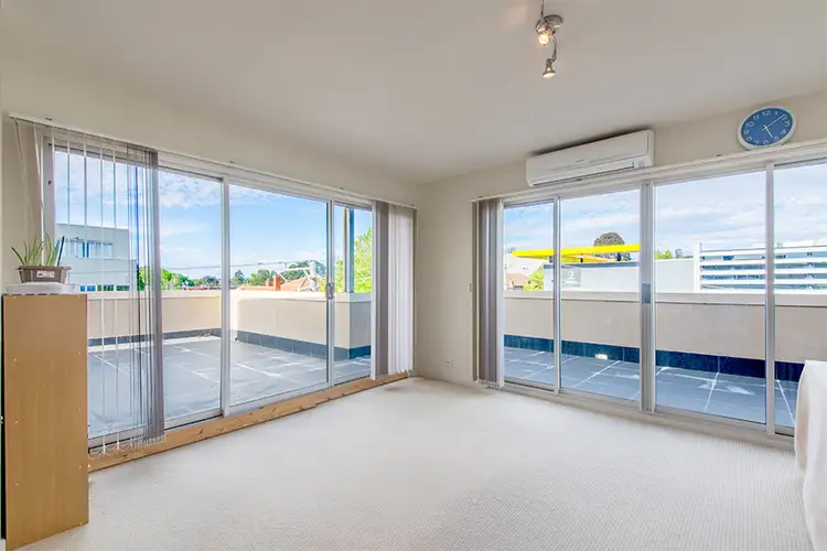 Second view of Homely apartment listing, 19/82-86 Atherton Road, Oakleigh VIC 3166