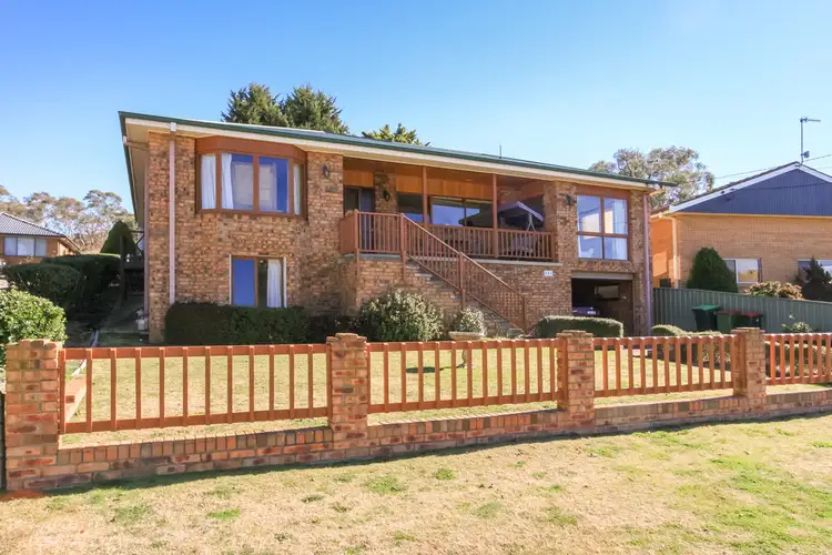 19 Neuss Ave, Cooma NSW 2630