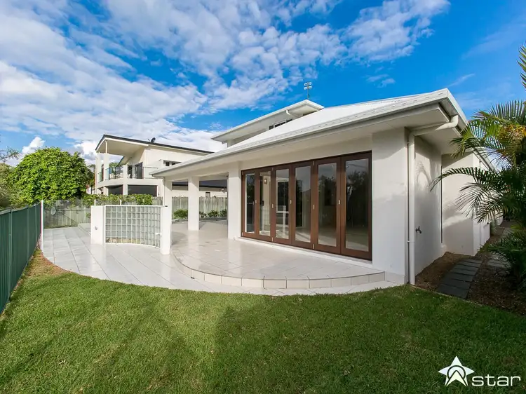 24 Greenside Court, Peregian Springs QLD 4573