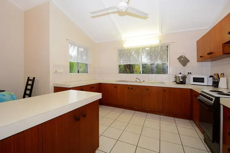 Fifth view of Homely townhouse listing, 8/29 Gardens Hill Crescent, The Gardens NT 820