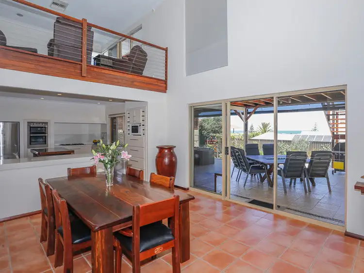 Fifth view of Homely house listing, 37 Windward Loop, Ocean Reef WA 6027