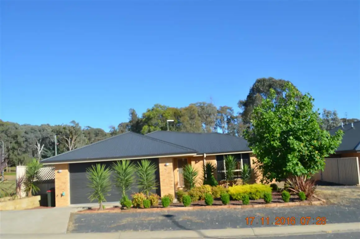 Main view of Homely house listing, 3 Jeffery Circuit, Tumut NSW 2720