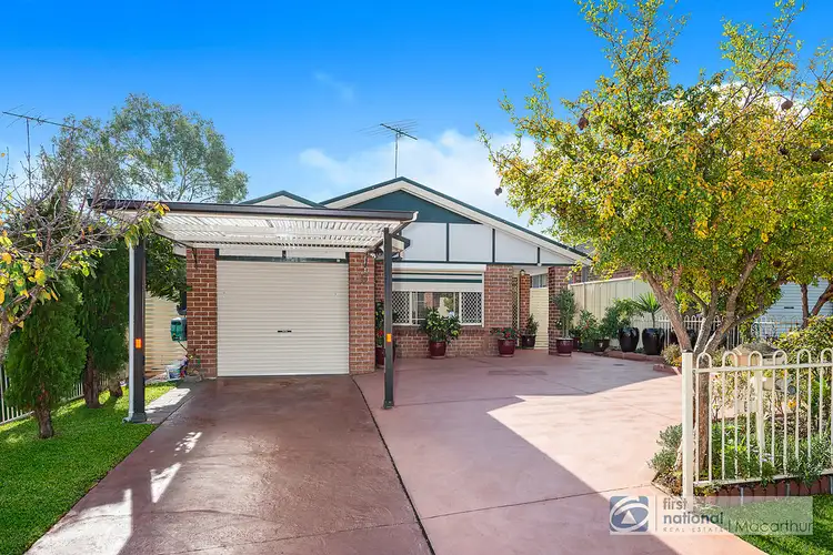 5 Stockalls Place, Minto NSW 2566