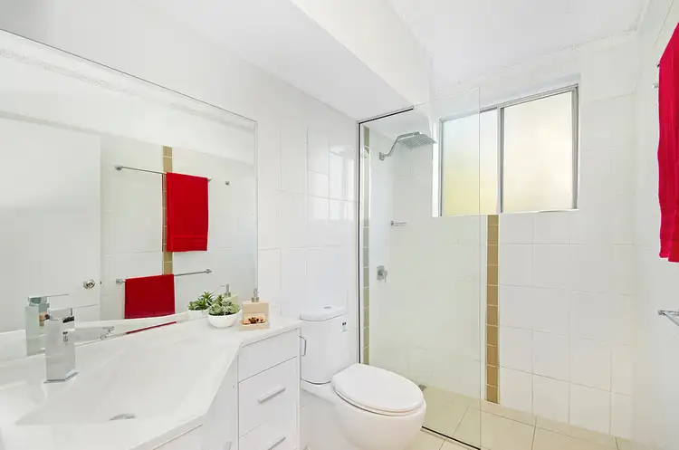 Fifth view of Homely unit listing, 2/17 Stanton Terrace, North Ward QLD 4810