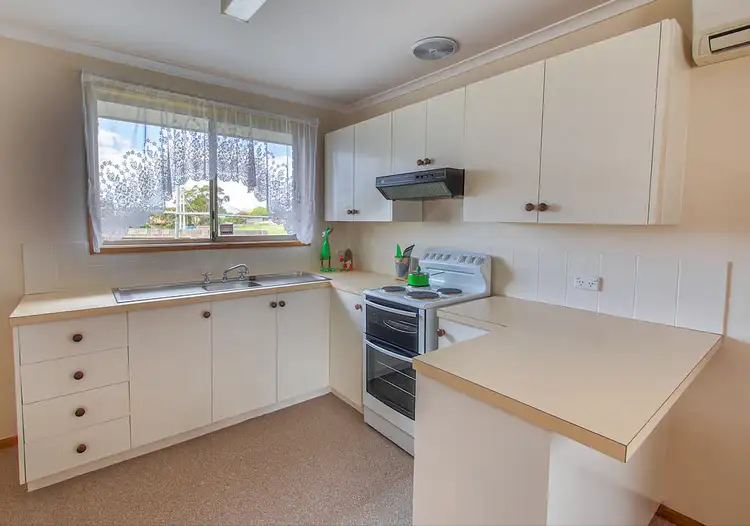 Sixth view of Homely house listing, 2/13 Whitbread Court, Glenorchy TAS 7010