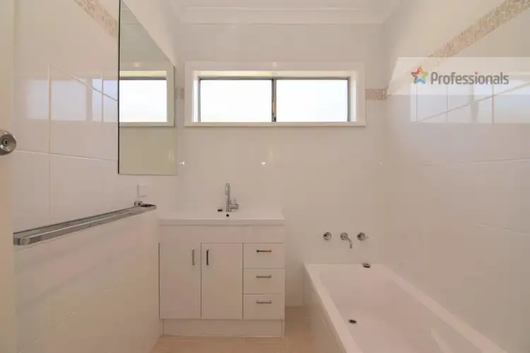 Seventh view of Homely house listing, 5 West Street, West Bathurst NSW 2795