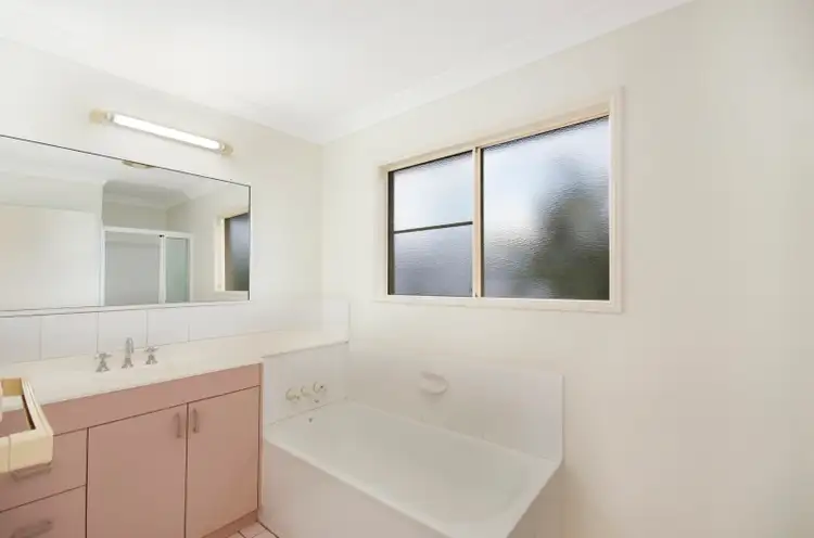 Sixth view of Homely unit listing, 7/4-6 Cheyne Street, Pimlico QLD 4812