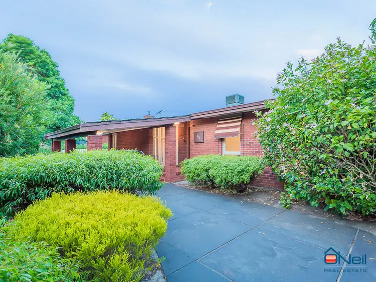 216 Streich Avenue, Armadale WA 6112