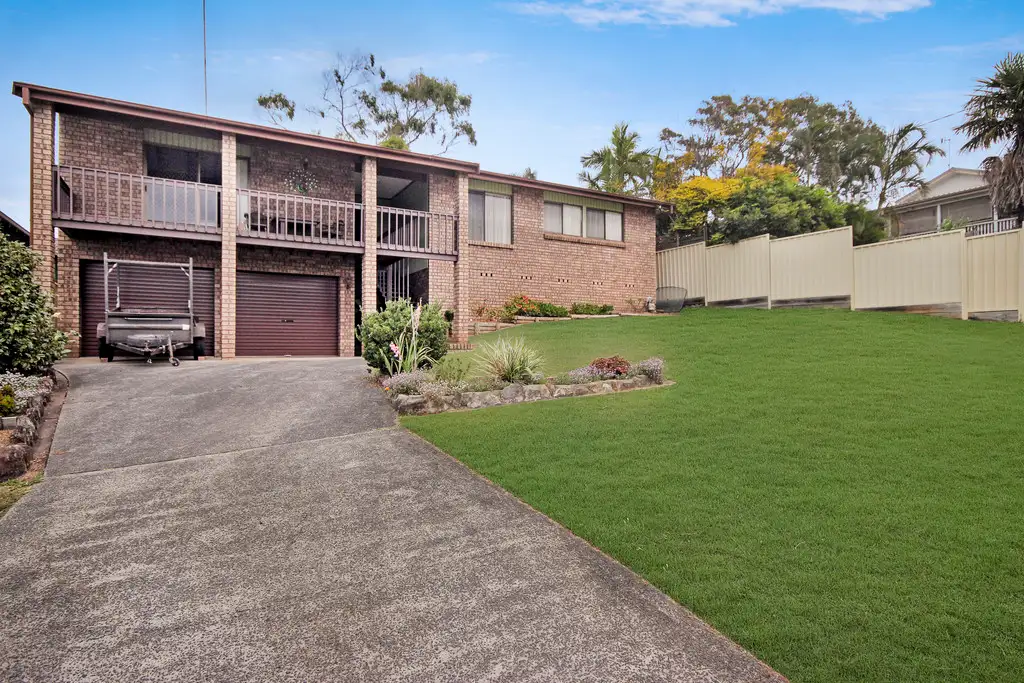 Main view of Homely house listing, 16 Curzon Avenue, Bateau Bay NSW 2261