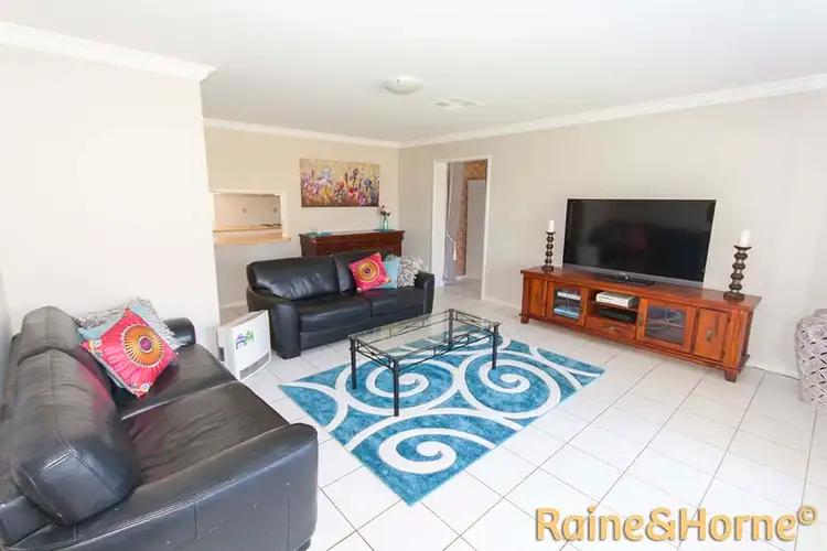 3 Sommerville Place, Dubbo NSW 2830