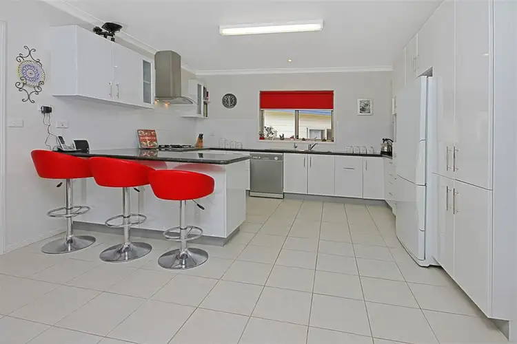 Second view of Homely house listing, 5 Hartog Place, Sunshine Bay NSW 2536
