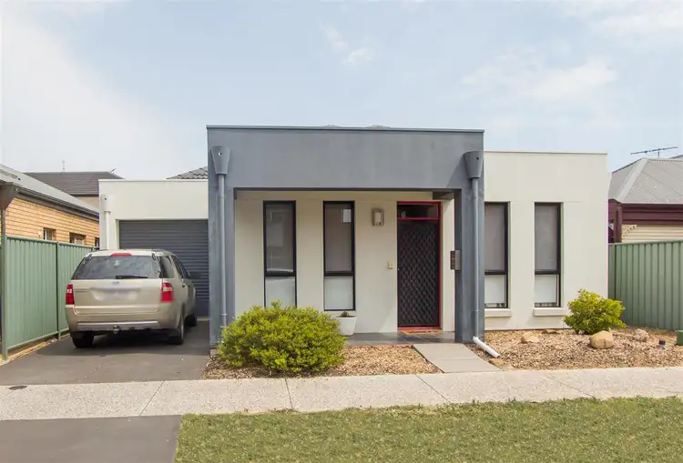 6 PIER LANE, Mawson Lakes SA 5095